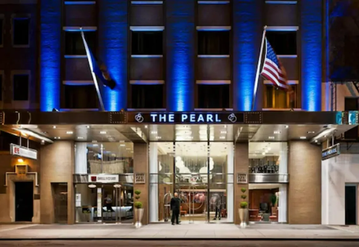 The Pearl New York hotel hero