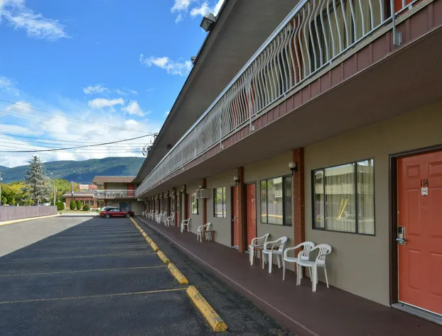 Canadas Best Value Inn & Suites Vernon hotel detail image 1