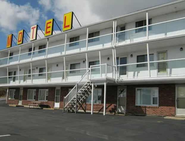 Hillside Motel hotel detail image 4