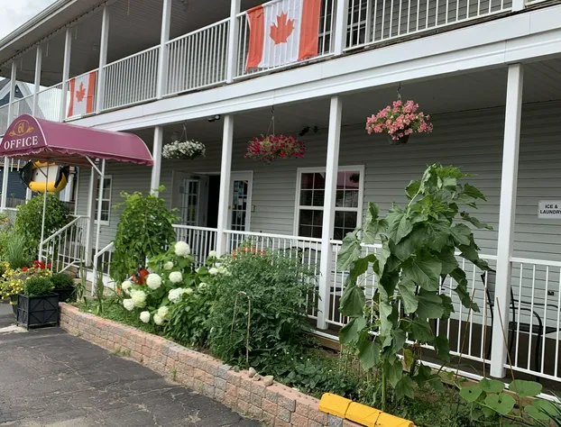 Midtown Motel & Suites hotel detail image 2