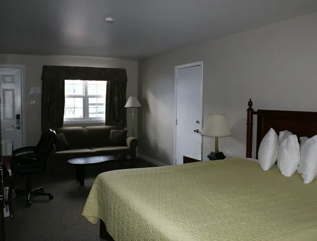 Midtown Motel & Suites hotel detail image 3