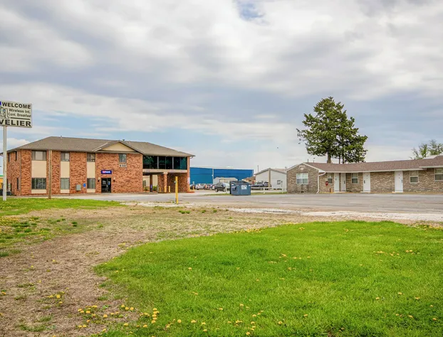 OYO Travelier Motel hotel detail image 4