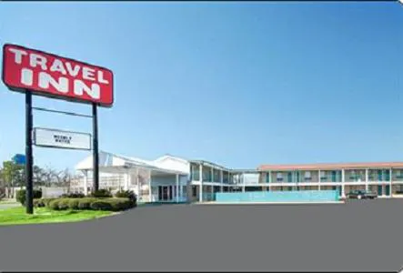 Travel Inn Motel hotel hero