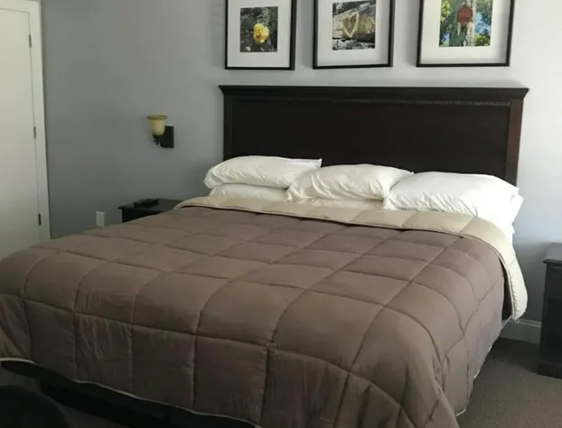 SunView Motel hotel detail image 4