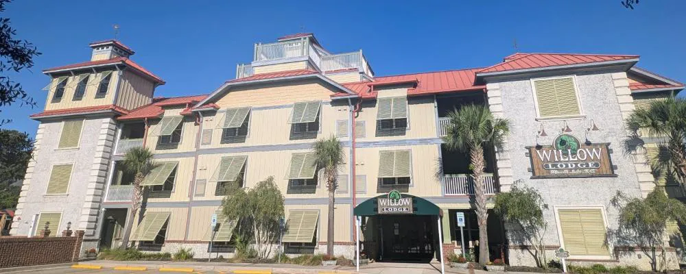 Willow Lodge hotel hero