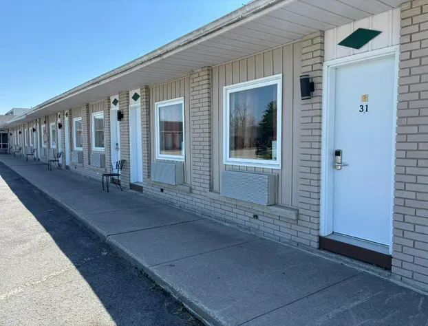 Seven Oakes Motel hotel detail image 4