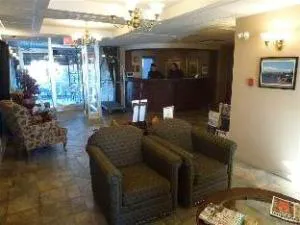 Hotel et Spa Etoile Sur le Lac hotel hero