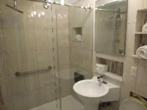 Hotel et Spa Etoile Sur le Lac hotel detail image 3