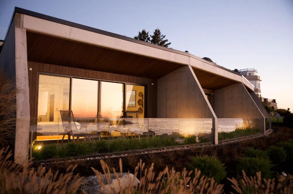 ViewPoint Hotel hotel hero