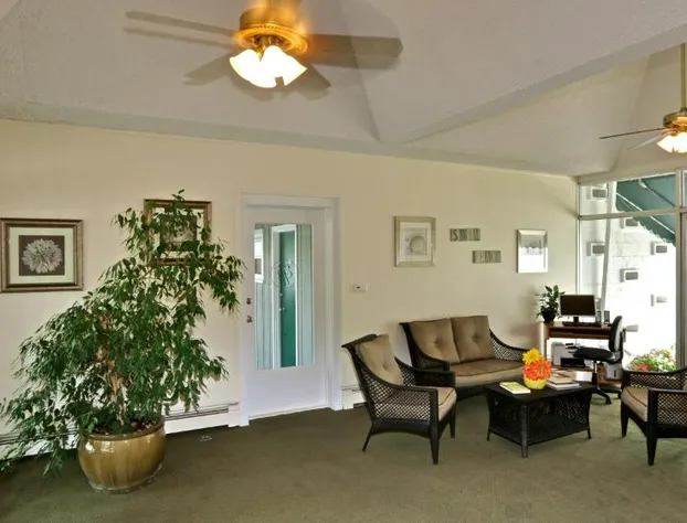 East Hampton House Resort hotel detail image 4