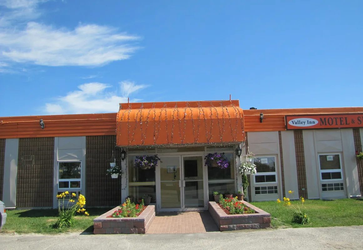 Valley Inn Motel & Suites hotel hero