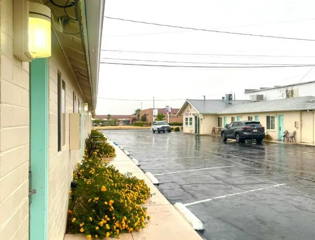 Howard Johnson by Wyndham Ridgecrest, CA hotel detail image 4