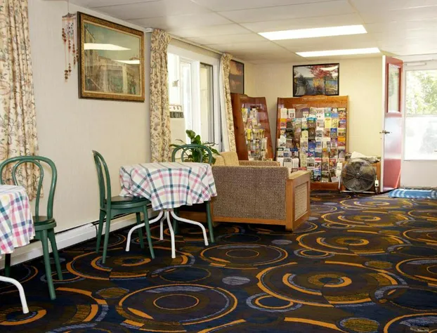 Sunset Motor Inn hotel detail image 4