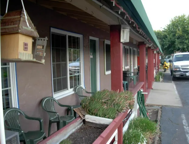 Jumping Frog Motel hotel detail image 4