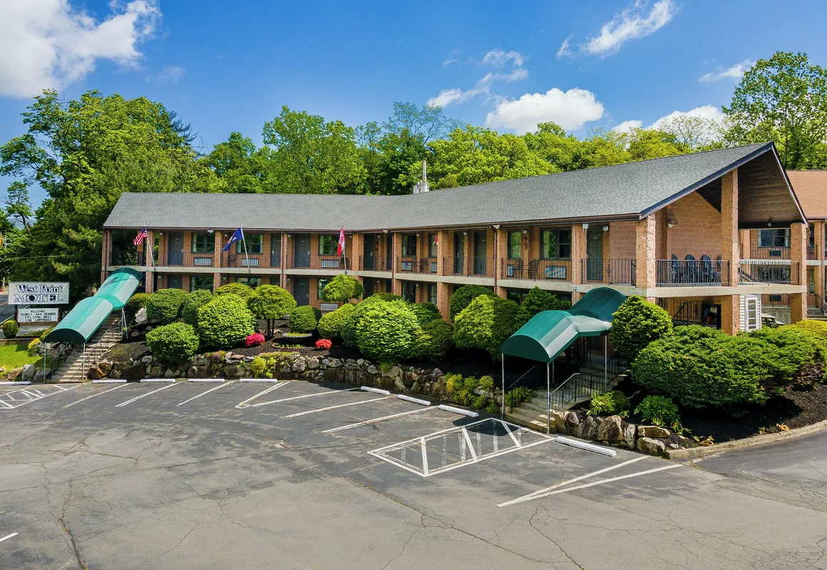 West Point Motel hotel hero