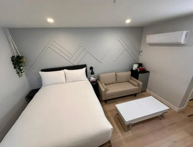 Mountain Hound Inn hotel detail image 4