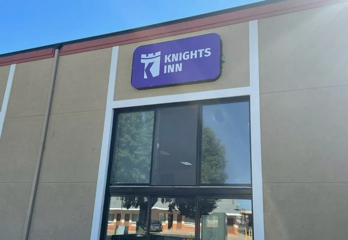 Knights Inn & Suites Emporia hotel hero