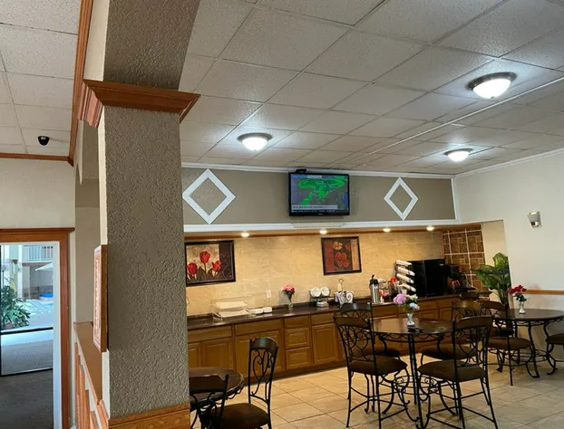 Knights Inn & Suites Emporia hotel detail image 3