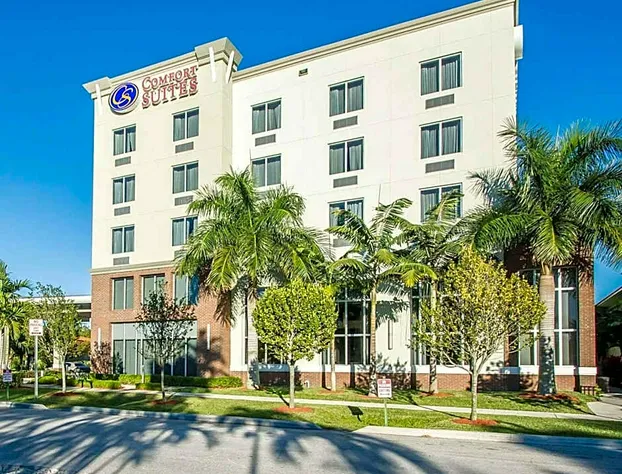 Comfort Suites Miami Airport North hotel detail image 2