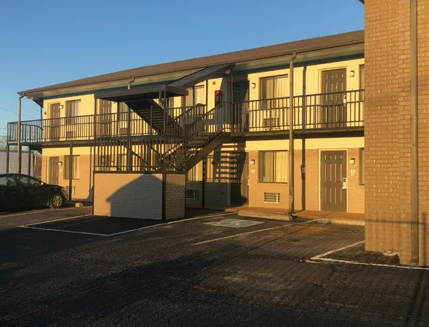 Savannah Lodge hotel detail image 1