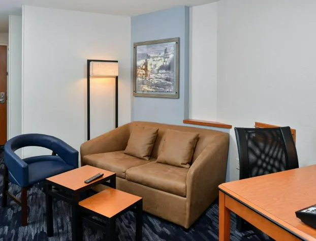 Fairfield Inn & Suites Santa Cruz - Capitola hotel detail image 4