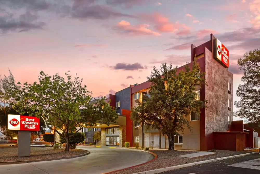 Best Western Plus Sun Canyon hotel hero