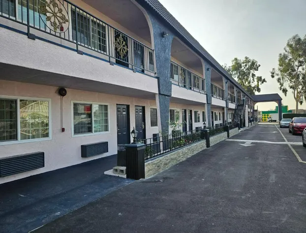 Flamingo Inn hotel detail image 3