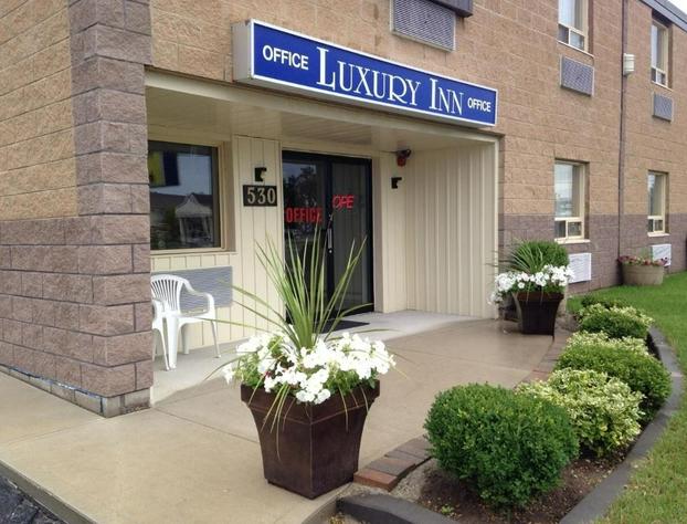 Luxury Inn hotel detail image 1