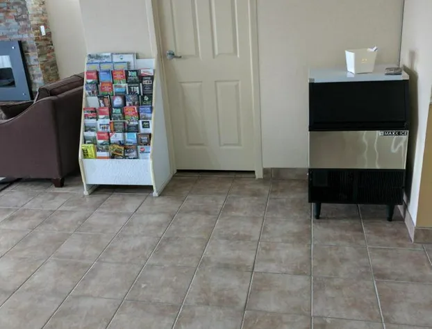 Luxury Inn hotel detail image 4