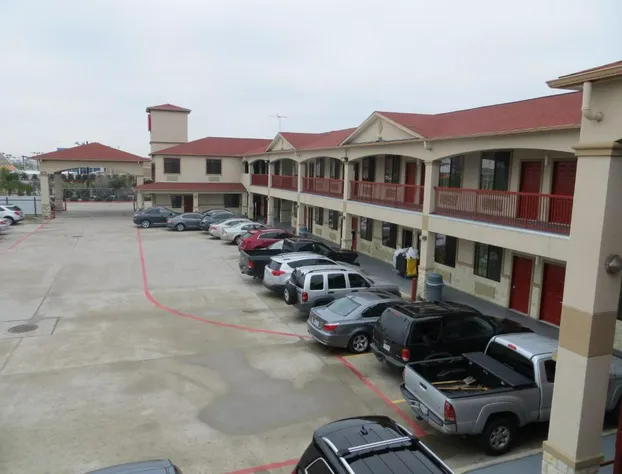 Platinum Inn Katy hotel detail image 1