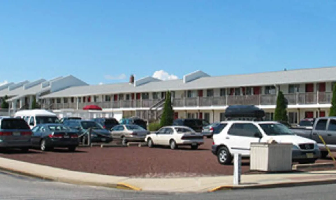 Sea Spray Motel hotel hero