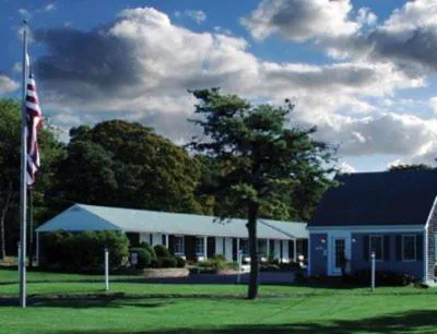 The Chatham Motel hotel hero