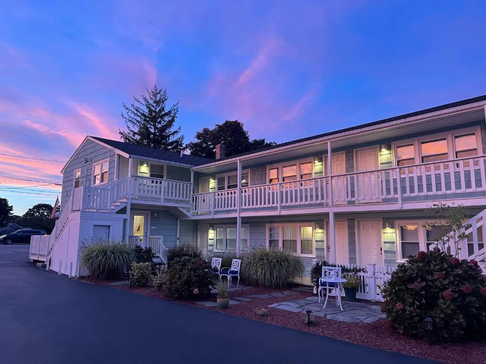 The Escape Inn hotel hero