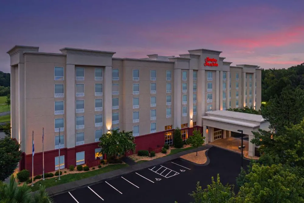 Hampton Inn & Suites Durham/North I-85 hotel hero