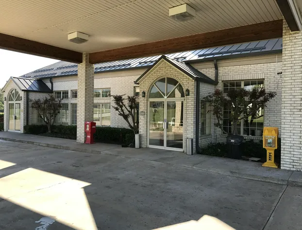 Days Inn by Wyndham Grove hotel detail image 4