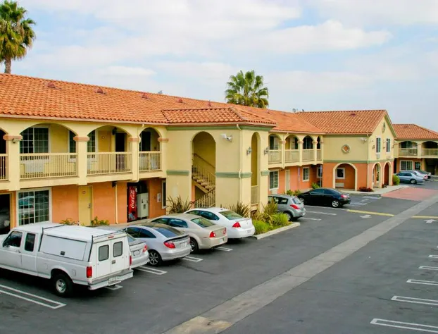 Crystal Inn Suites & Spas hotel detail image 4