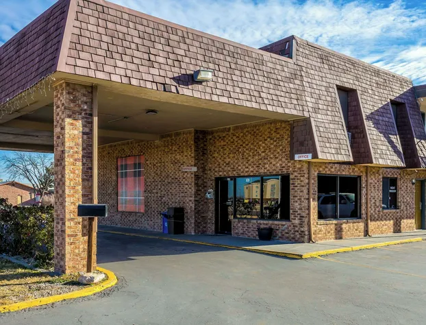 Rodeway Inn Carlsbad Caverns Area hotel detail image 1