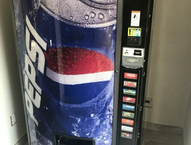 Super 8 by Wyndham Corsicana hotel detail image 2