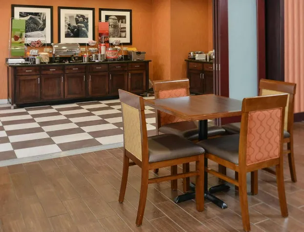 Hampton Inn Ottumwa hotel detail image 2
