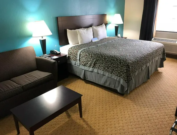 Days Inn & Suites by Wyndham Conroe North hotel detail image 2