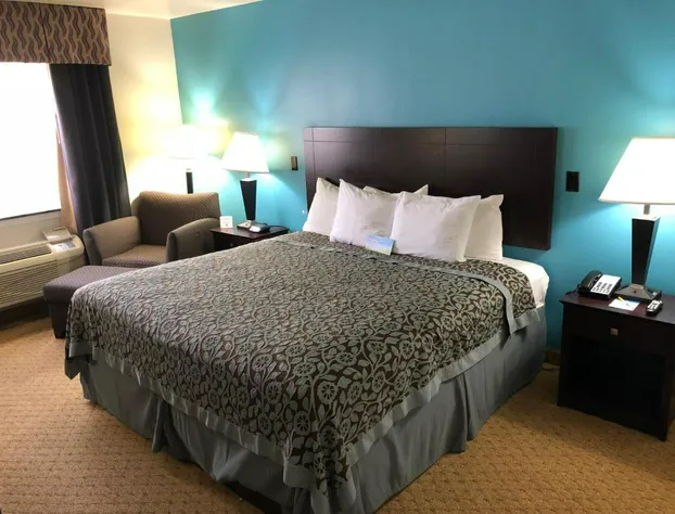 Days Inn & Suites by Wyndham Conroe North hotel detail image 4