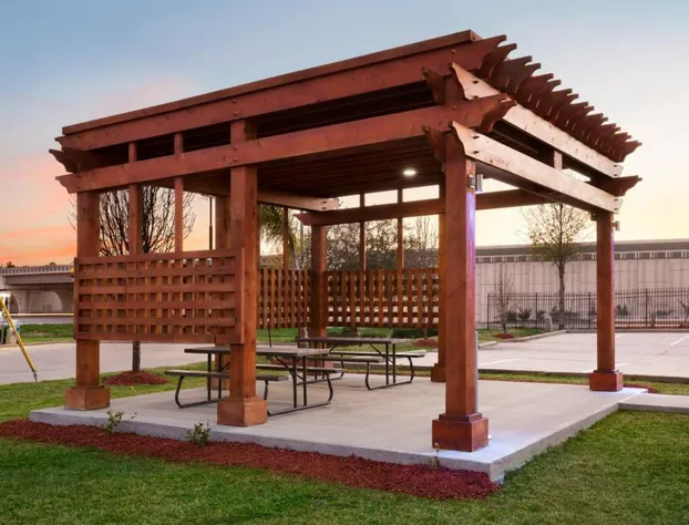 Days Inn & Suites by Wyndham Conroe North hotel detail image 3