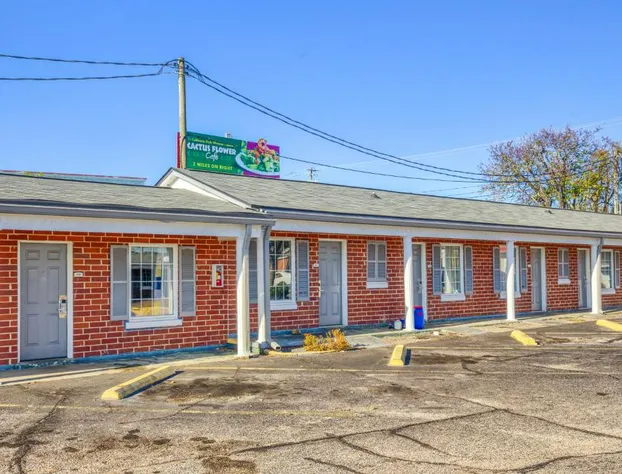 Adams Inn hotel detail image 1