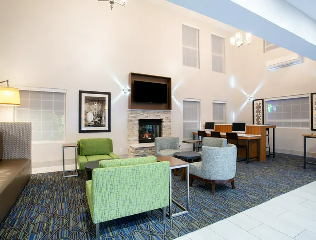 Holiday Inn Express & Suites Lincoln City by IHG hotel detail image 3