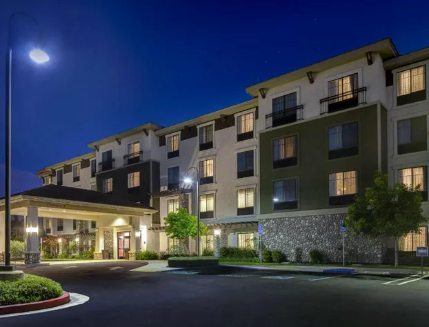 Hampton Inn & Suites San Luis Obispo hotel detail image 2