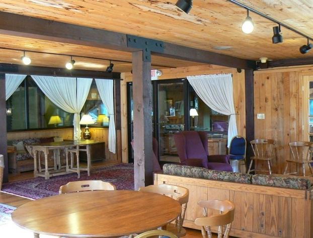 Snowy Owl Inn And Resort hotel detail image 2