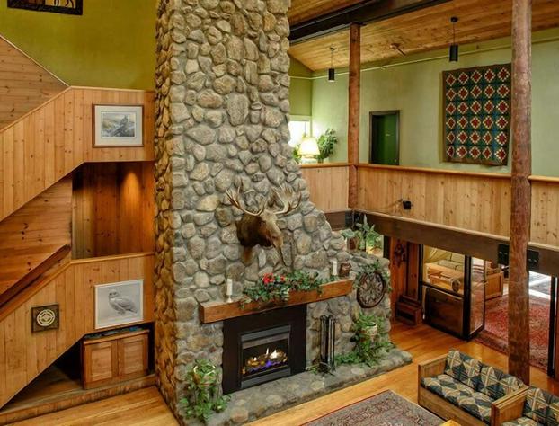 Snowy Owl Inn And Resort hotel detail image 4