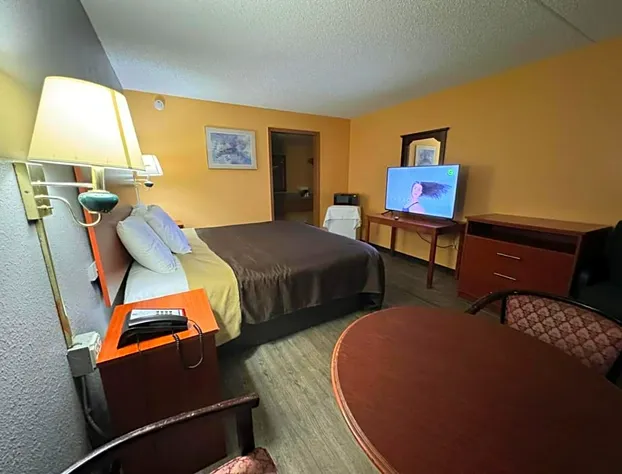 College Inn Spartanburg hotel detail image 3