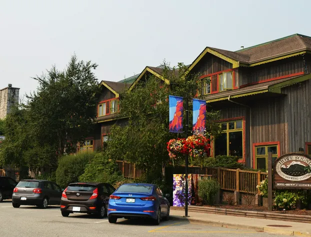 Howe Sound Inn & Brewing Company hotel detail image 3