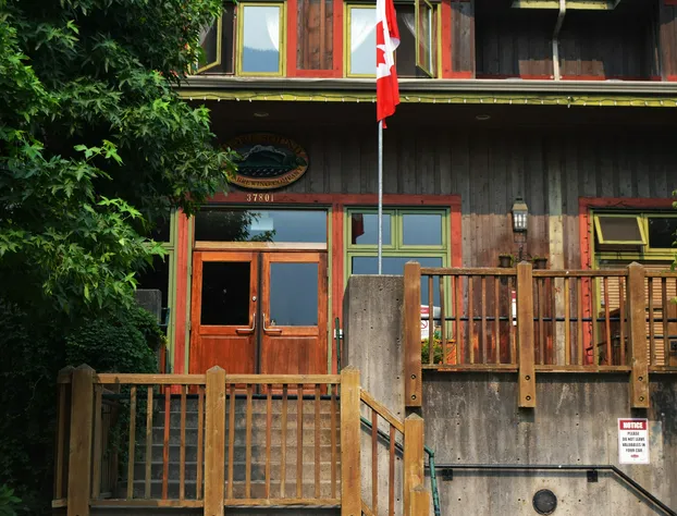 Howe Sound Inn & Brewing Company hotel detail image 2